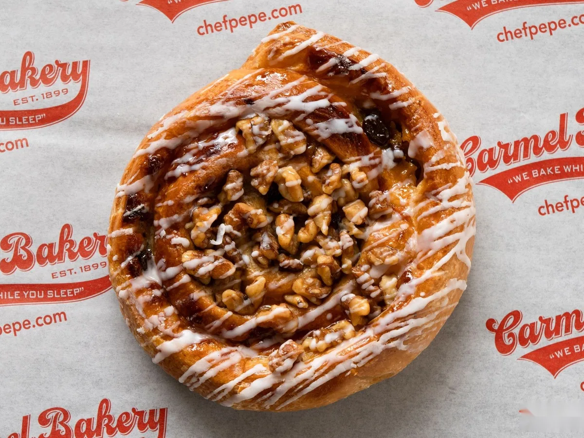 A raisin walnut danish