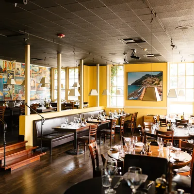 Tables set in the Vesuvio dining room